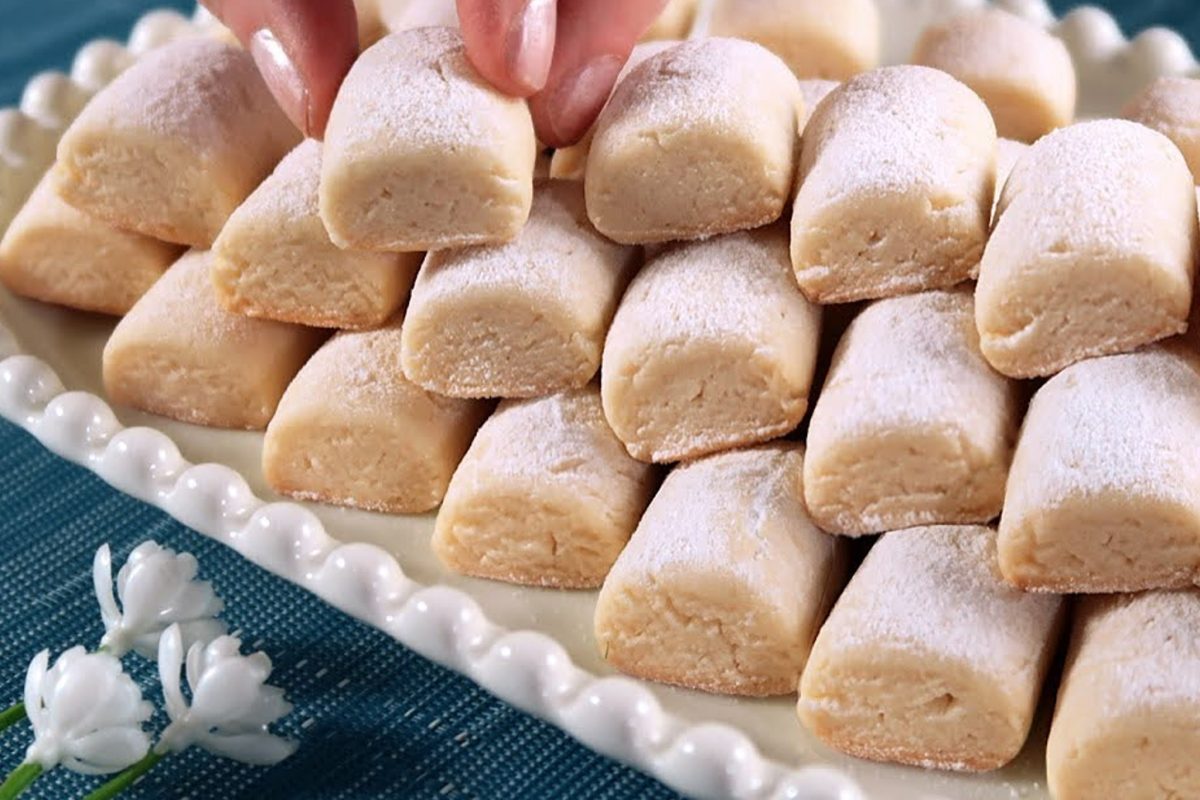 Biscotti all’acqua: sono spaziali ma non contengono burro, né uova!