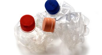 Come guadagnare dal riciclo delle bottiglie di plastica