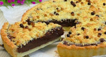 Crostata al cioccolato: morbida e croccante, una delizia