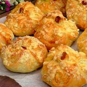 Fagottini morbidissimi: ecco dei dolcetti davvero imperdibili! Perfetti a colazione