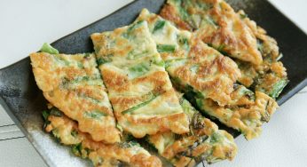 Schiacciatina di zucchine: ecco al ricetta perfetta. Ha 195 kcal