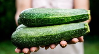 Le zucchine ti rovinano le mani? Il motivo è questo!