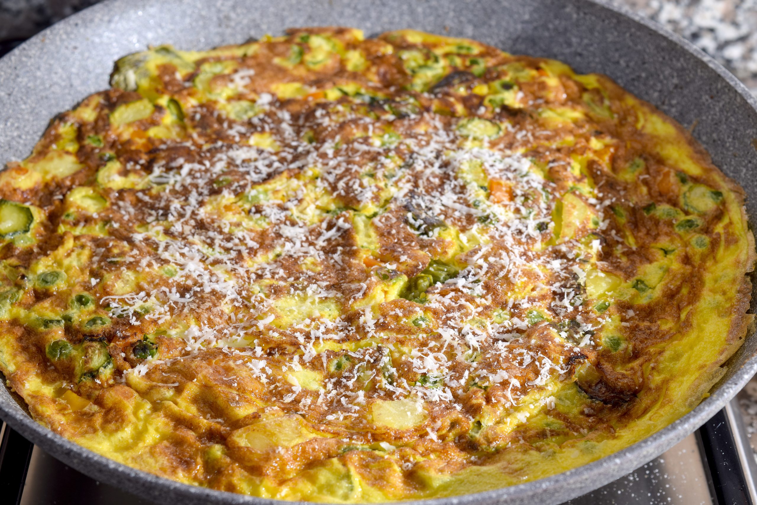 Frittata di zucchine dal cuore filante!