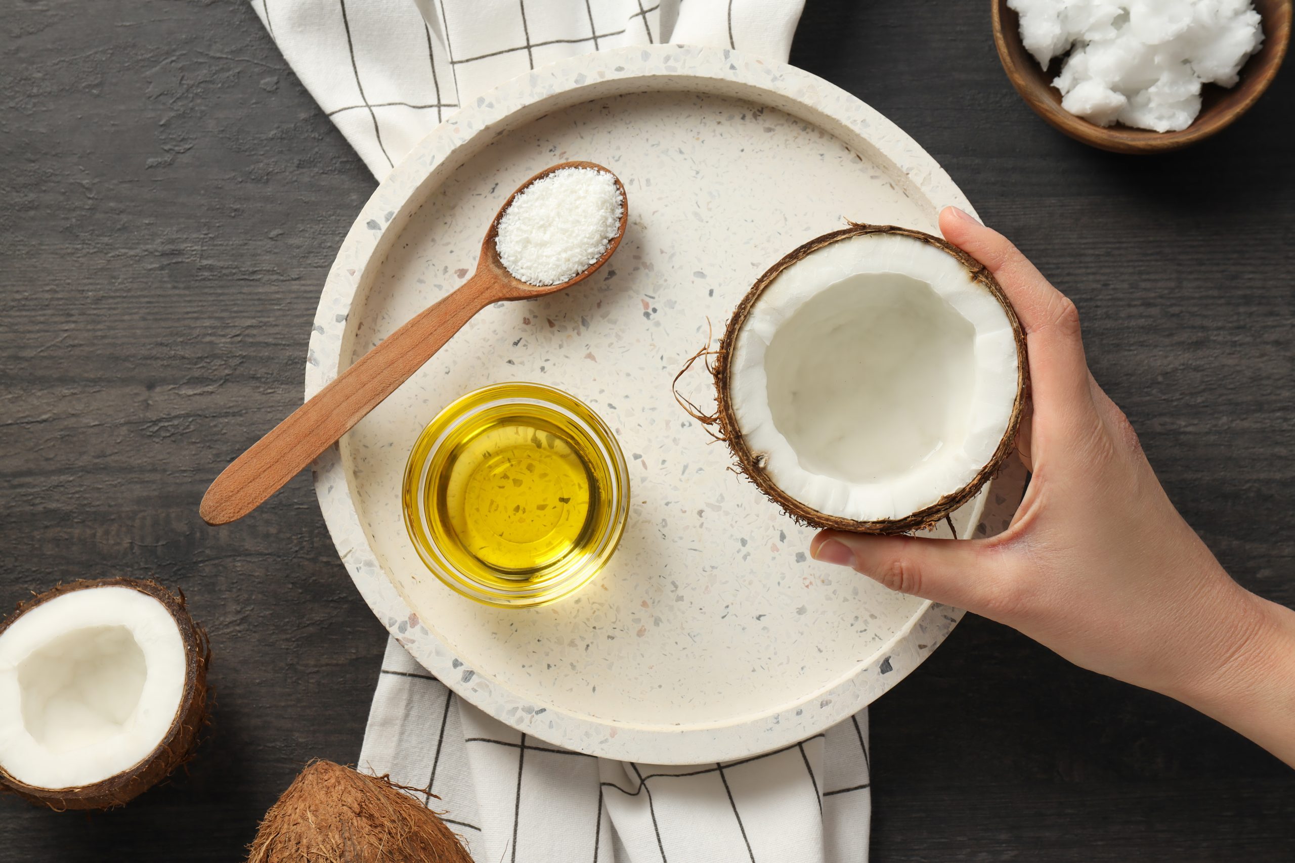 Proprietà dell’olio di cocco: tutti i benefici che non conoscevi