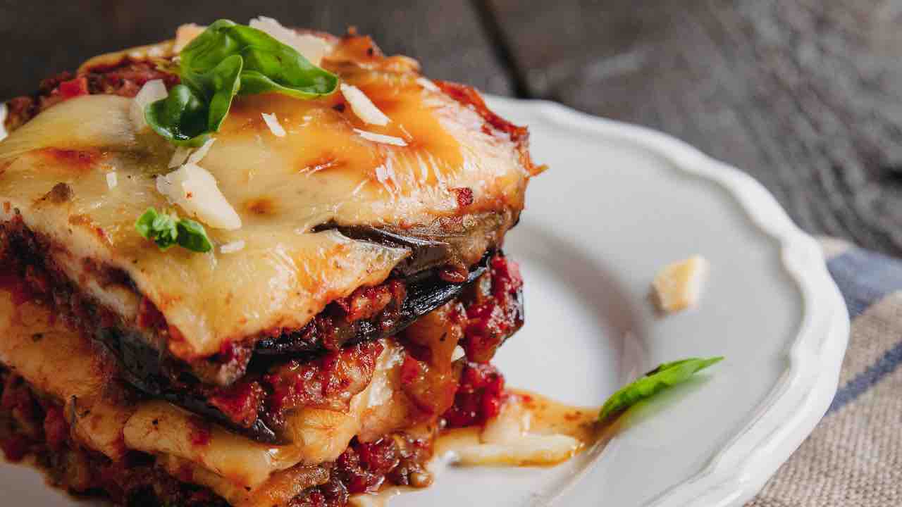 Parmigiana di melanzane light: molto più salutare e anche gustosa