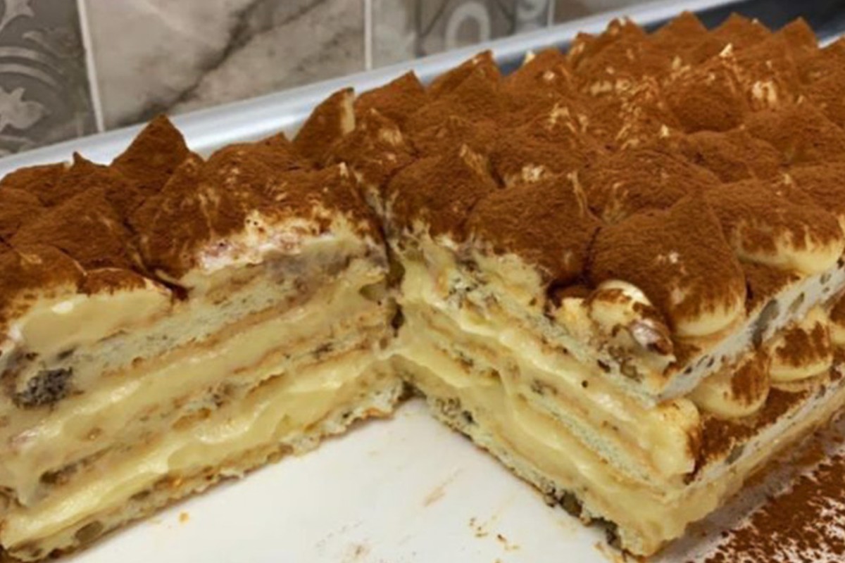 Torta di noci e crema: è più buona del tiramisù! Senza farina. Ha 150 kcal