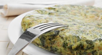 Frittata di broccoli al forno: una ricetta leggera e sfiziosa. È facilissima