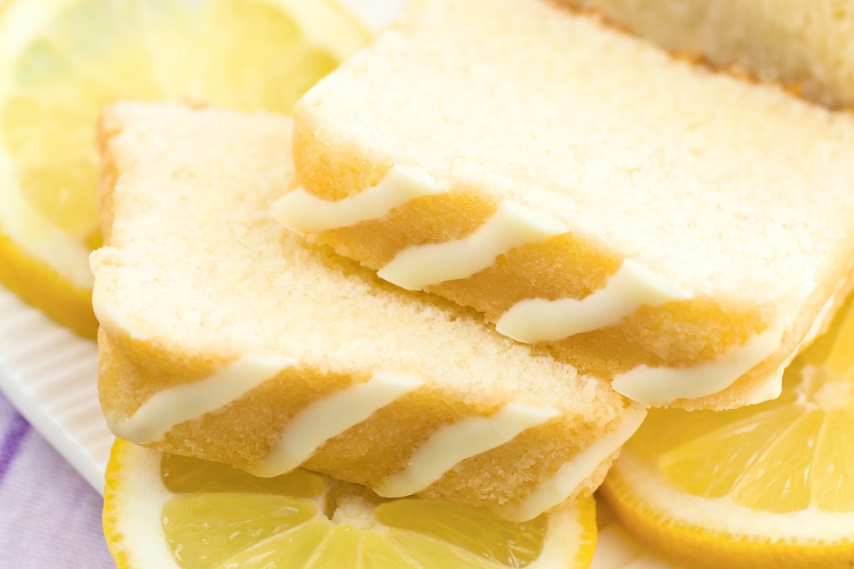 Torta al limone: la ricetta veloce da fare. È la più buona e succosa del mondo