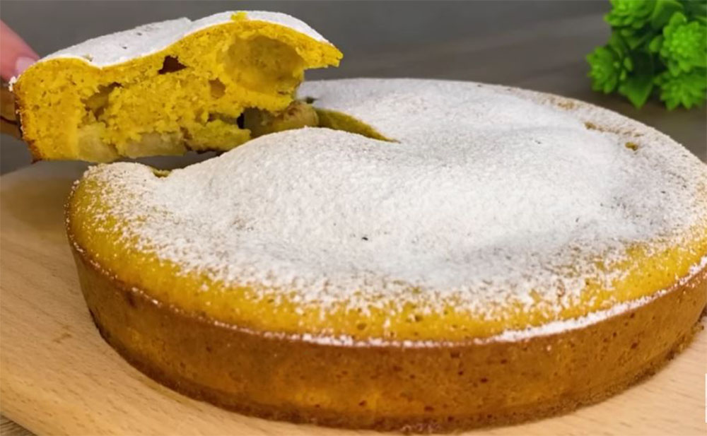 Torta charlotte: la preparo con la zucca e le mele. Finisce in una giornata. Ha 120 kcal