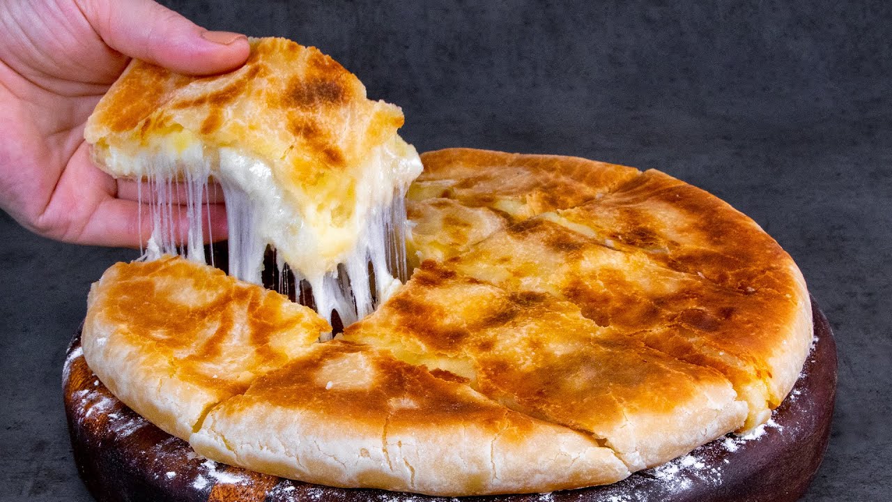 Focaccia dal ripieno filante: non serve farla lievitare per ore. Basta cuocerla in padella