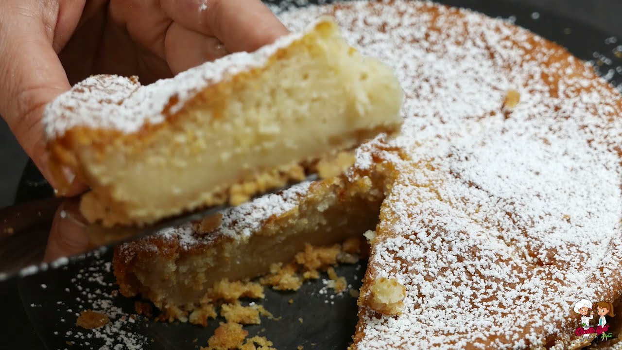 Torta cremosa senza burro e uova: mescola tutto e inforna. Ha solo 170 kcal!