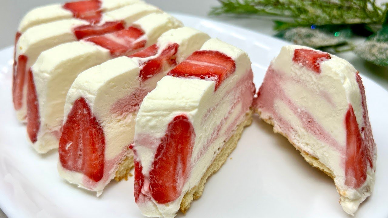 Semifreddo fragole e panna: è cremosissimo e super goloso