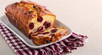 Plumcake alle Ciliegie: leggero e soffice